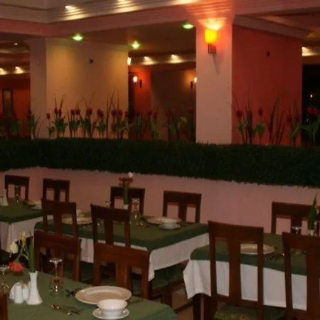Garden Club Resort
