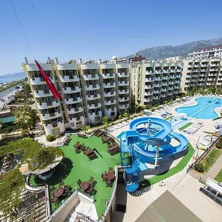 Garden Club Feriested 4*