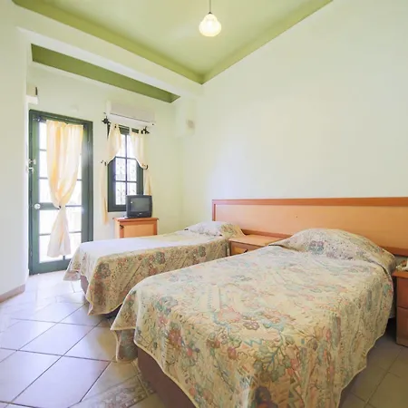 Garden Club Feriested 4*