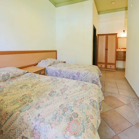 Garden Club Resort 4*