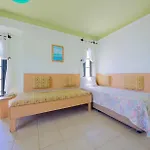 Garden Club אתר נופש 4*